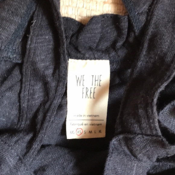 We The Free • crop top • XS - Picture 2 of 2